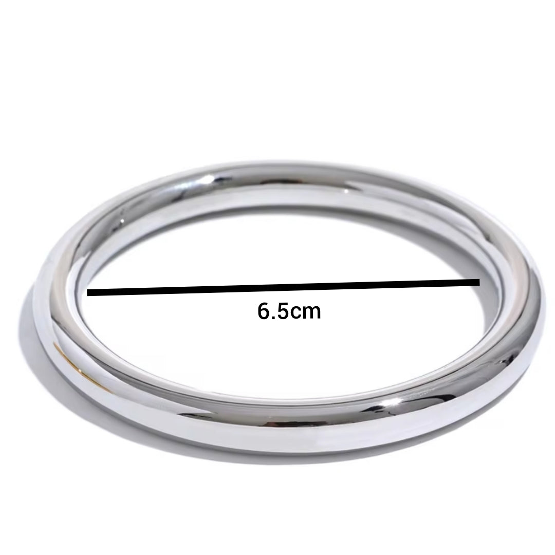 The Aurelia Bangle – Stainless Steel Statement Bangle (Gold or Silver)