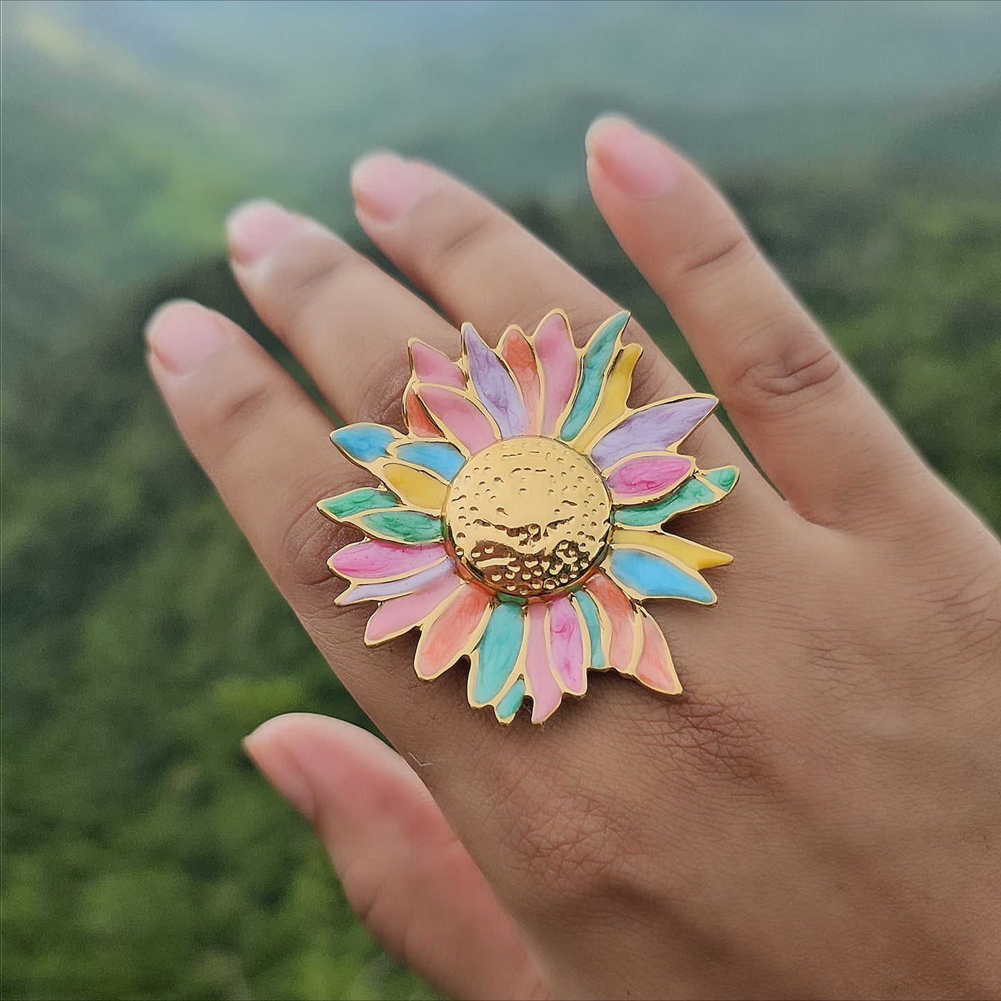 Adjustable multicolour sunflower ring in stainless steel on hand. Statement ring for woman.