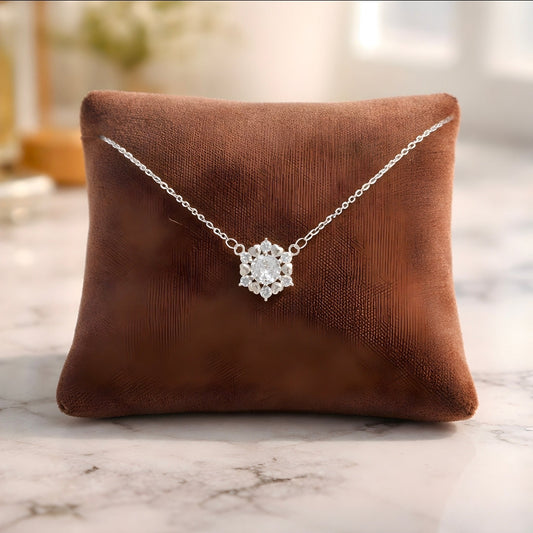 Capital Chic: Jewelry for the Port Louis Power Player