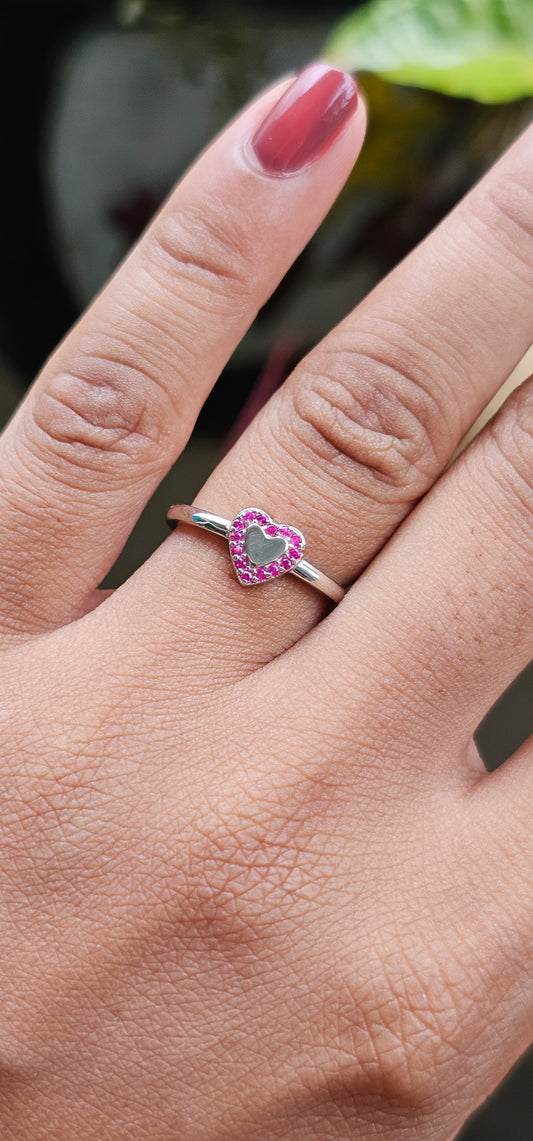 Elegant silver ring featuring a pink heart-shaped gemstone, stainless steel jewelry, unisex fashion jewelry with Mauritius.
