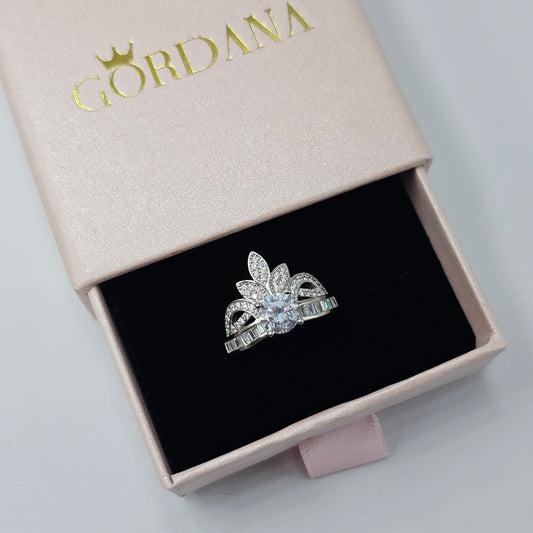 Elegant silver jewelry ring with sparkling gemstones in a regal design, unisex stainless steel fashion jewelry from.