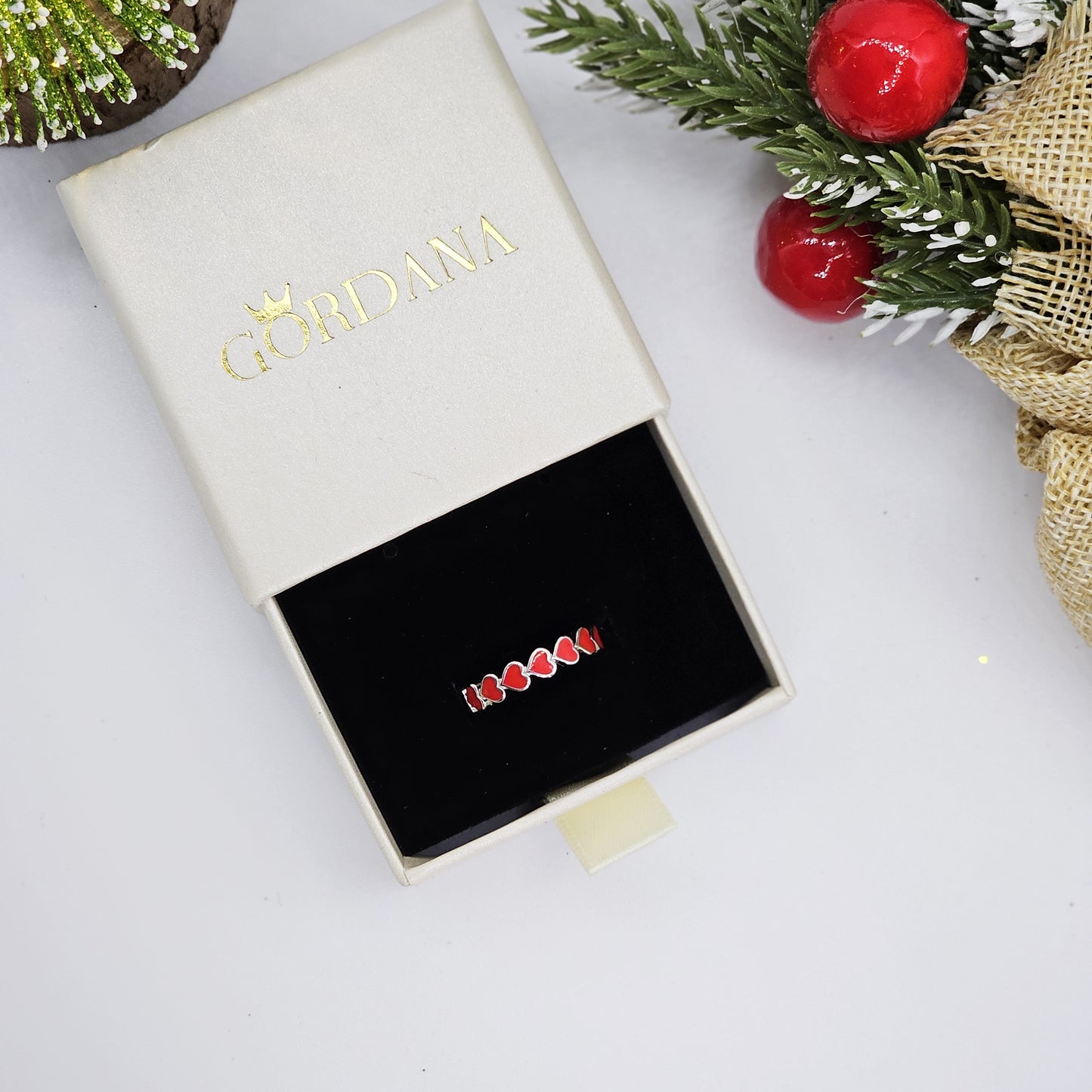 Silver Juliette ring with red gemstones in elegant stainless steel design, unisex fashion jewelry for Mauritius, Europe, USA .