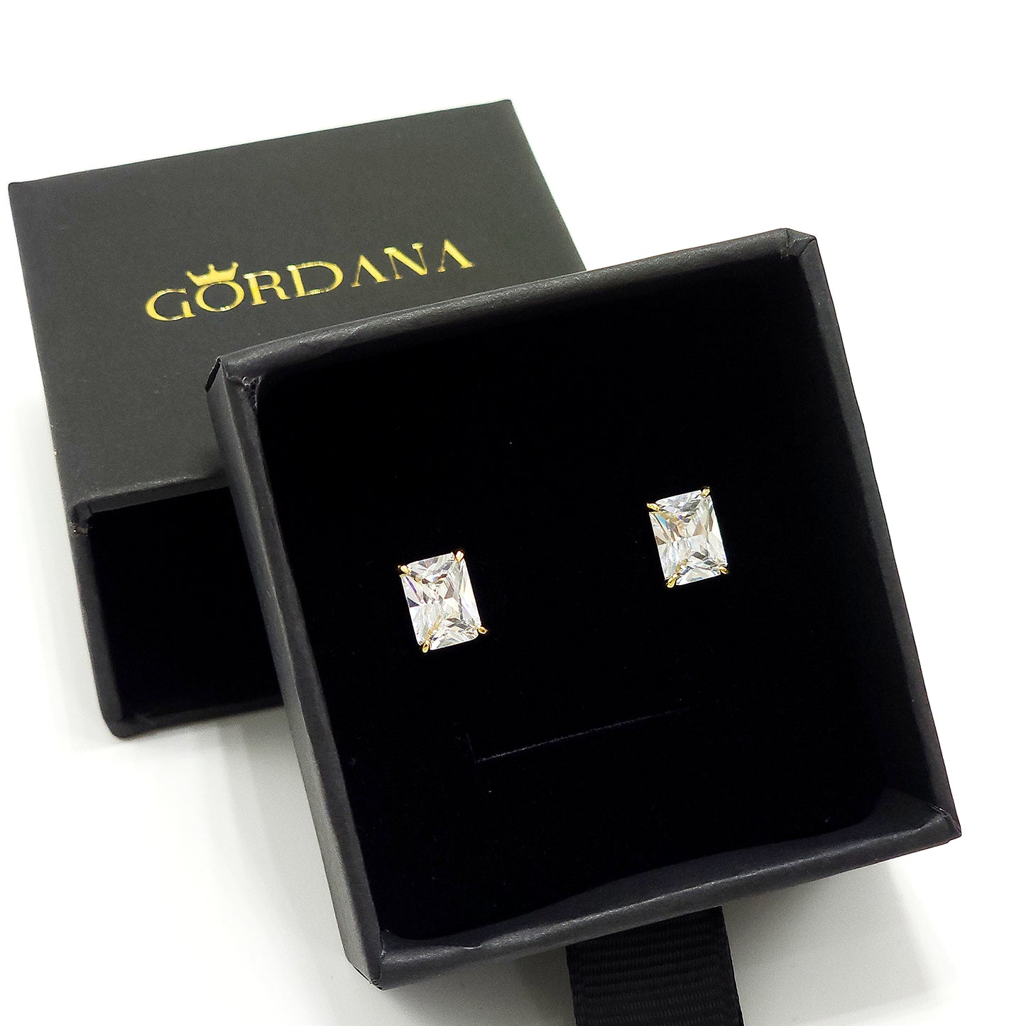 Rectangular clear gemstone earrings set in 18K gold-plated stainless steel, elegant unisex fashion jewelry from Mauritius.