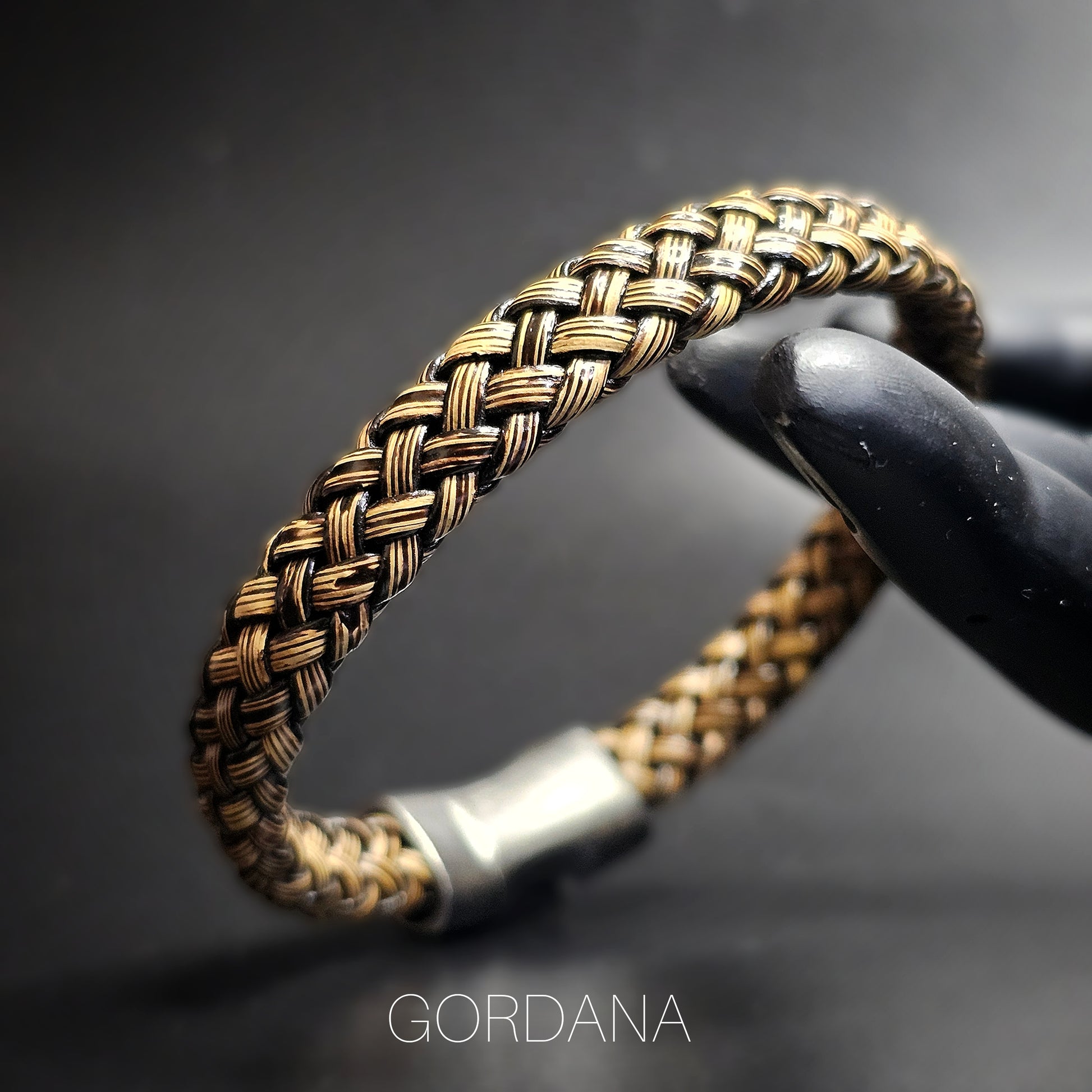 Genuine Leather and stainless steel bracelet - Gordana Moda