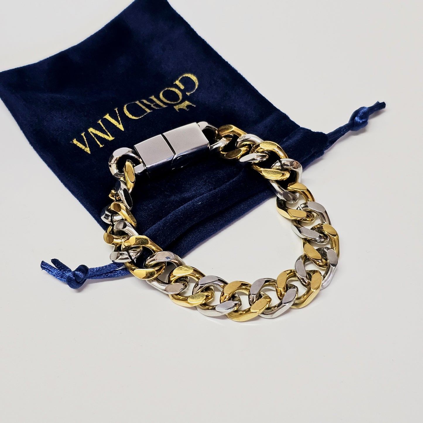 Stainless steel bracelet