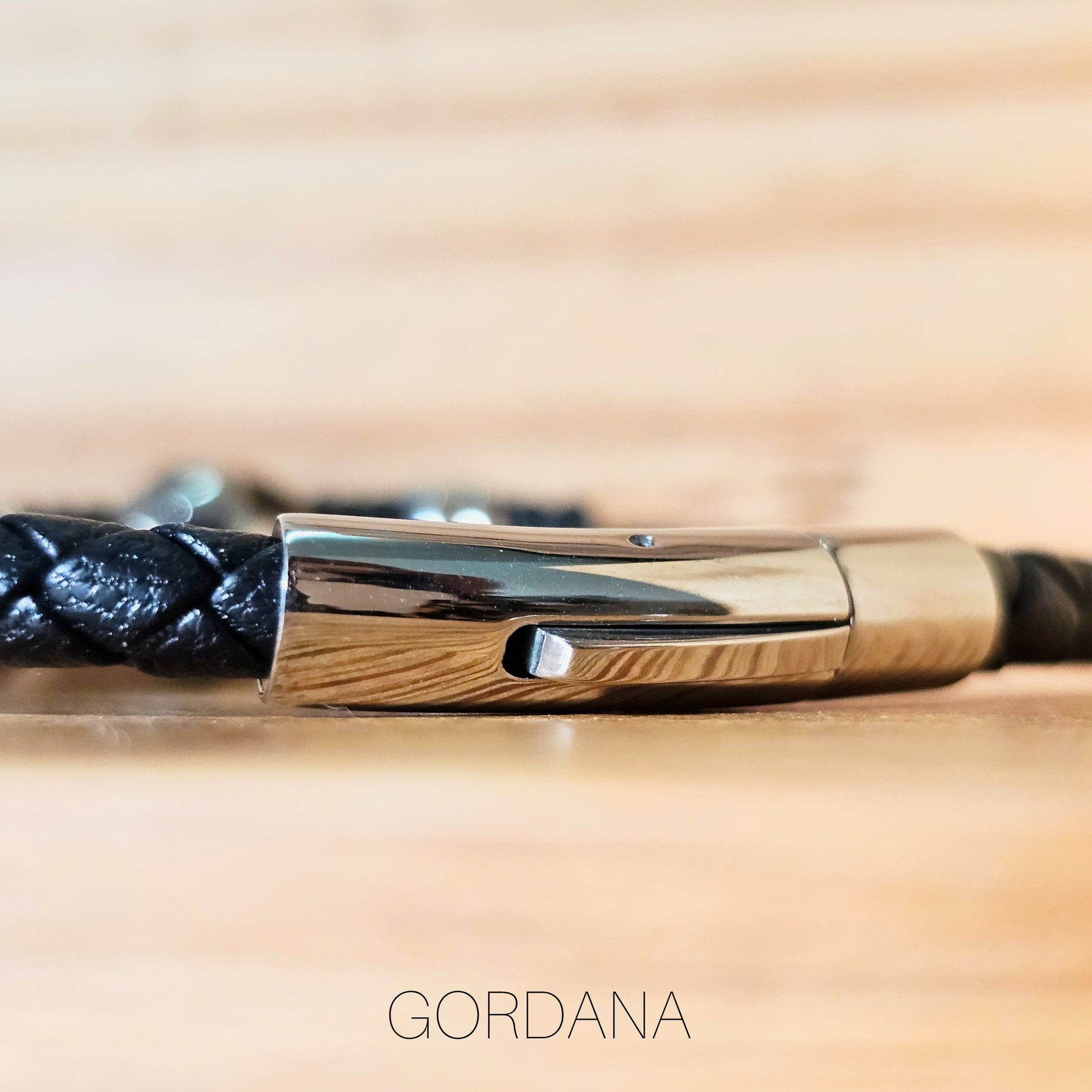 Genuine Leather and stainless steel bracelet - Gordana Moda