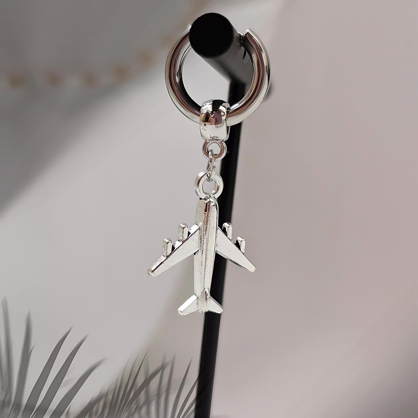 1pc Huggie hoop earrings